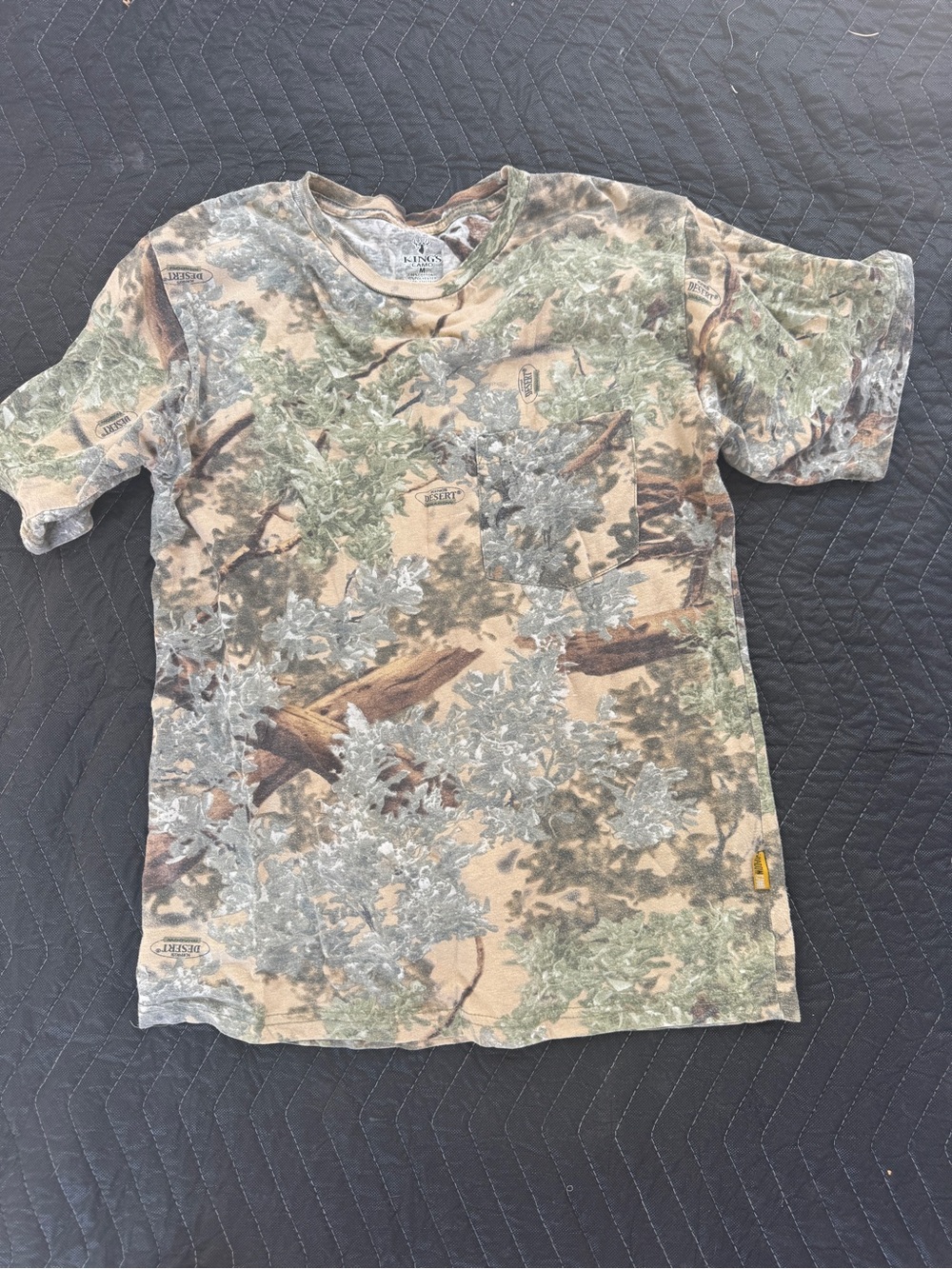 Kings camo Realtree Camouflage Short Sleeve Tee in Green and Tan